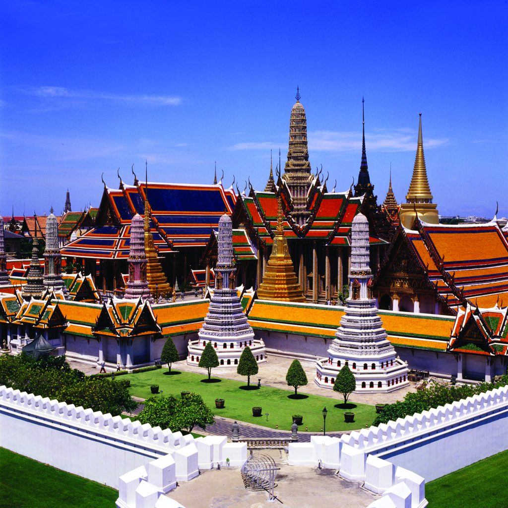Phra Sri Rattana Satsadaram Temple Bangkok